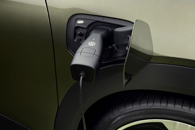 Volkswagen reveals the electric ID. Cross with prices from 27,995 euros