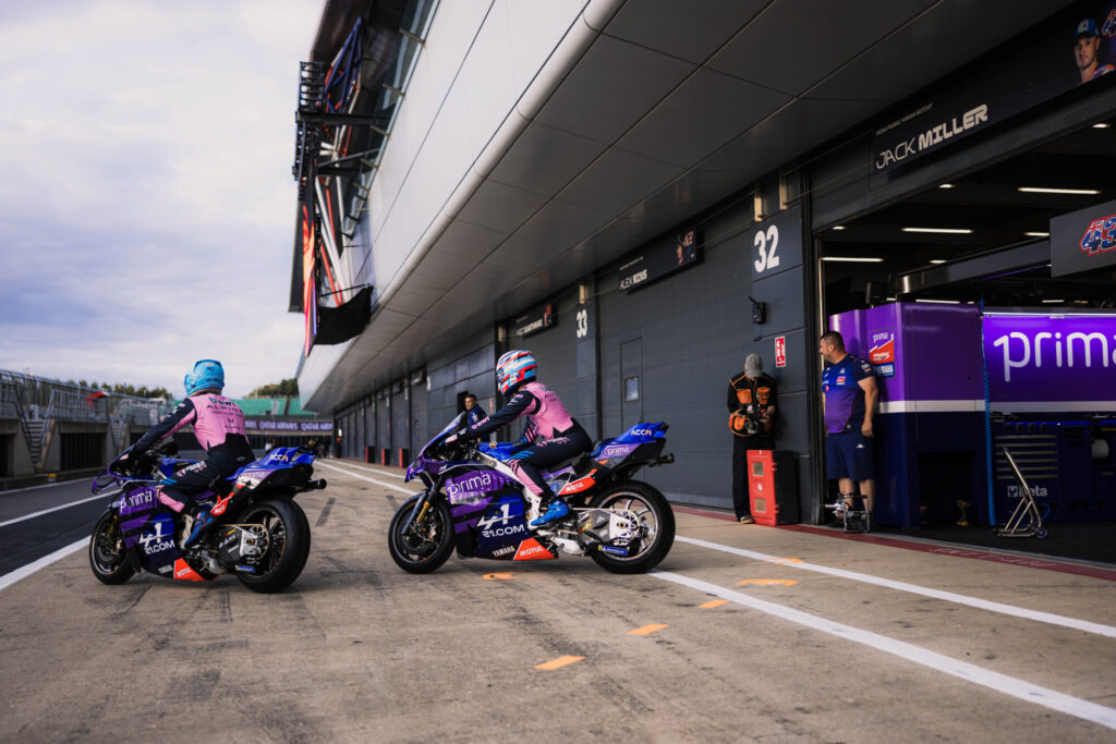 Alpine hosts Pramac Yamaha MotoGP riders at Enstone before Silverstone