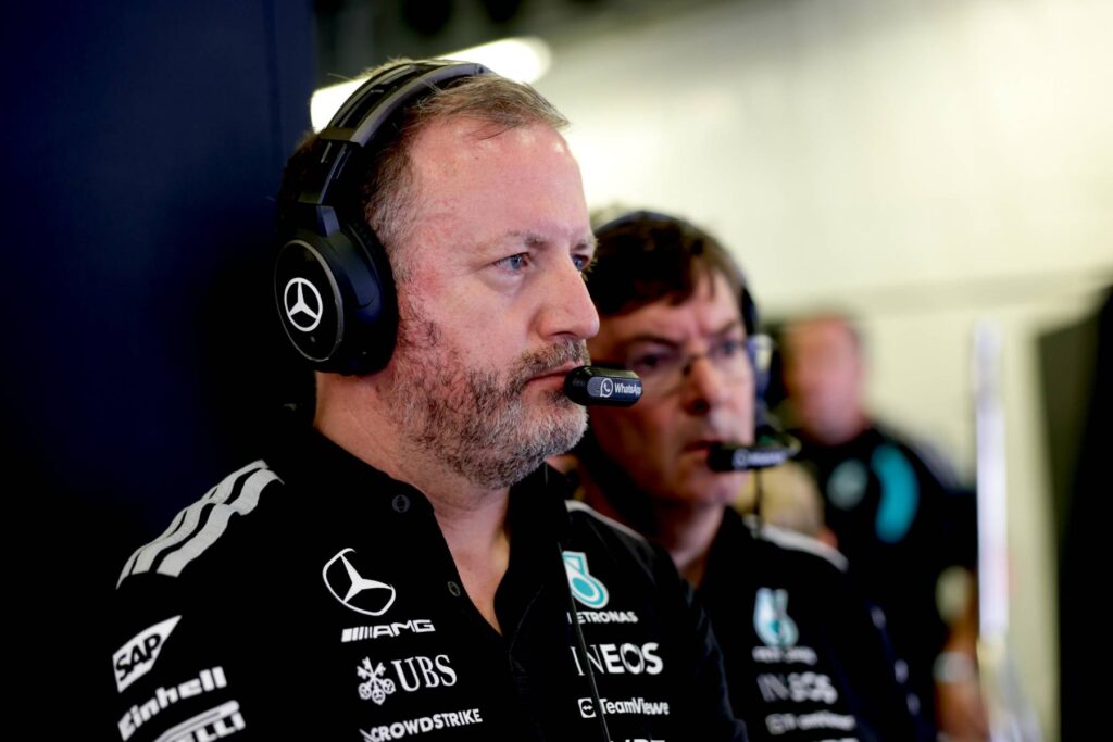 Mercedes locks out the timesheets on Baku practice day
